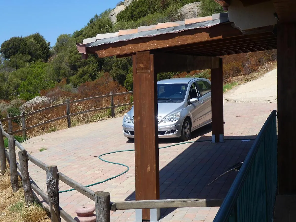 Villa In Sardinia Isola Rossa Minutes From Beaches Itálie