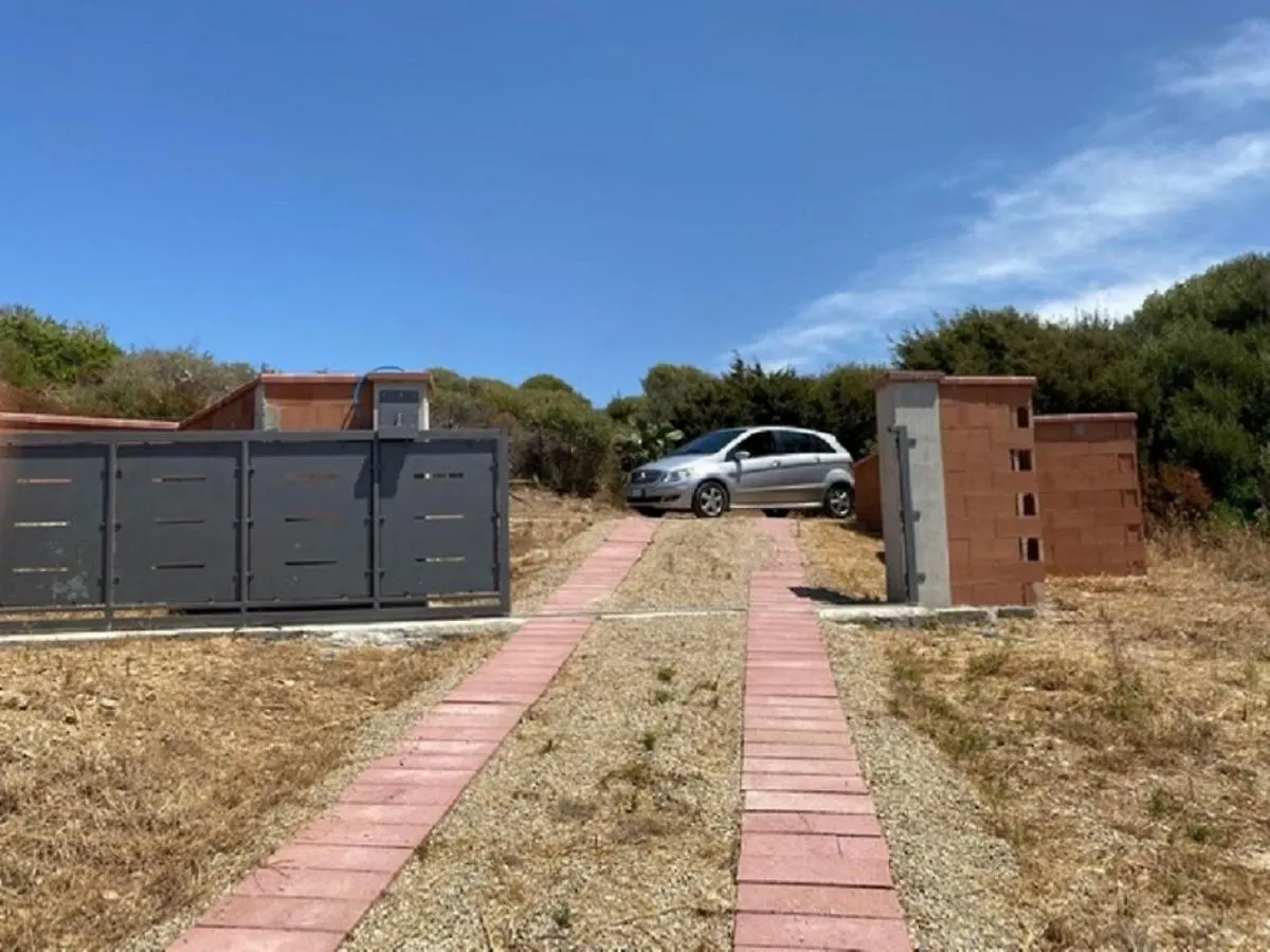 Villa In Sardinia Isola Rossa Minutes From Beaches  Isola Rossa (Sassari)