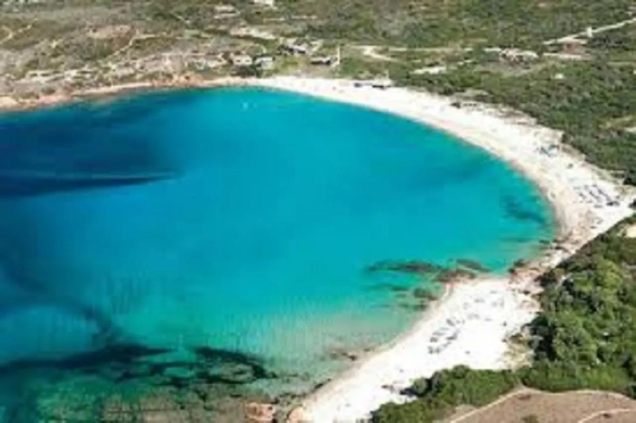 Villa In Sardinia Isola Rossa Minutes From Beaches Itálie